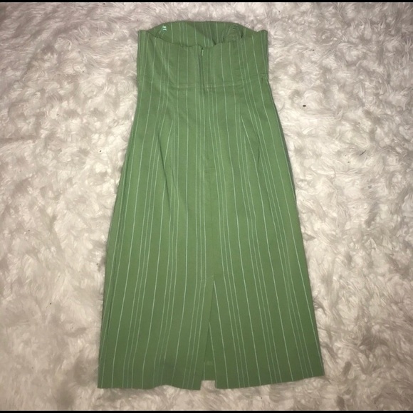 Express strapless green dress - Picture 3 of 4